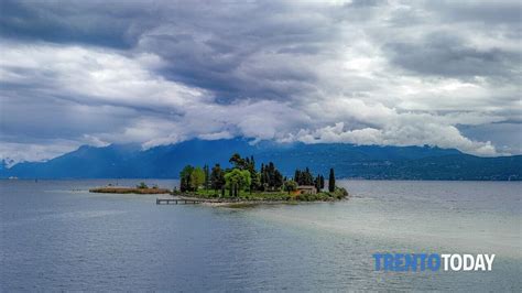 Yeti del Lago di Garda: Un Racconto di Amore Inconsapevole e Mistero Alpino?